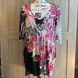 One World Butterfly X-Large Top Pink/White/black